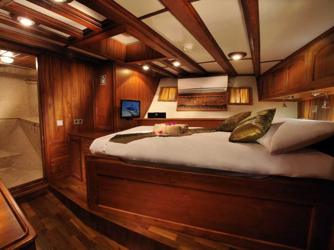 Comfortable cabin accommodation aboard Palau Siren |  Aaron Wong