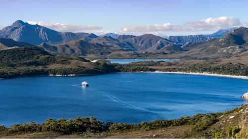 Expedition Vessel Odalisque in Spain Bay, Port Davey | Jimmy Emms