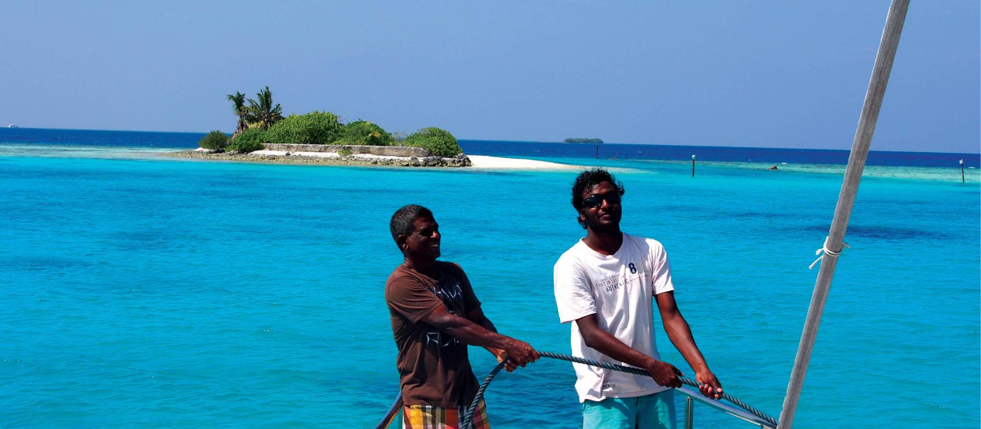 Sailing towards the lovely Waagali | Deb Wilkinson