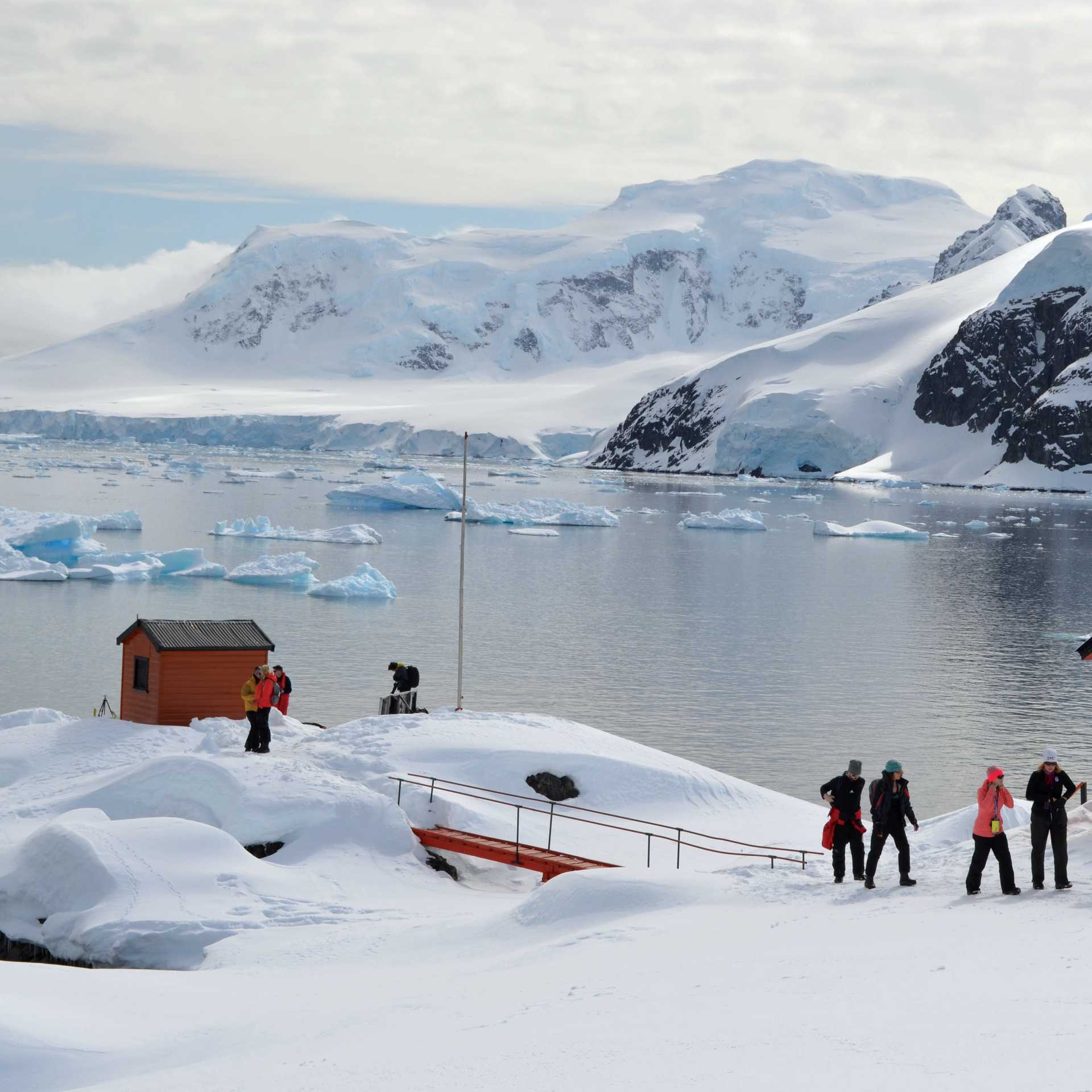 Visiting the Argentinian research centre in Antarctica | Pam Drummond
