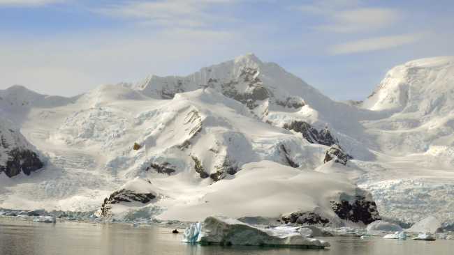 Spectacular views on the Antarctic Peninsula | Pam Drummond