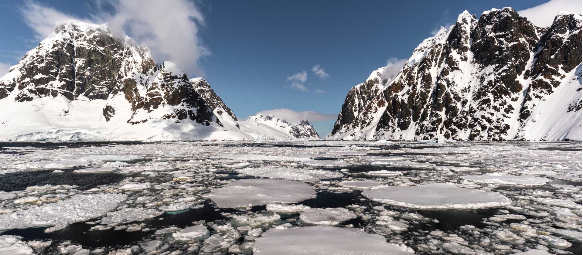 Ice fills the Lemaire Channel | Richard I'Anson