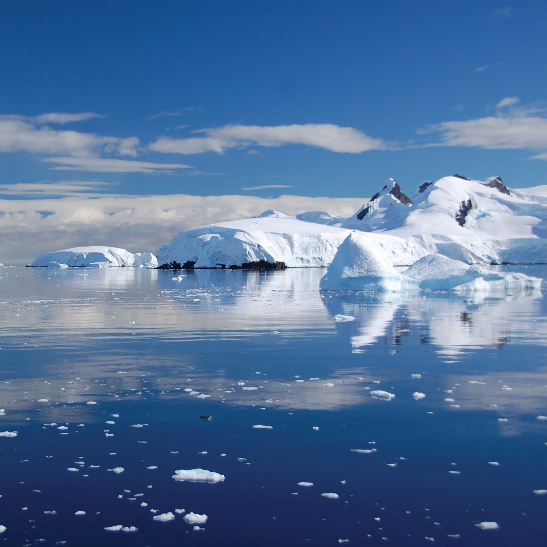 Majestic scenery abounds in the Antarctic Peninsula | Eve Ollington