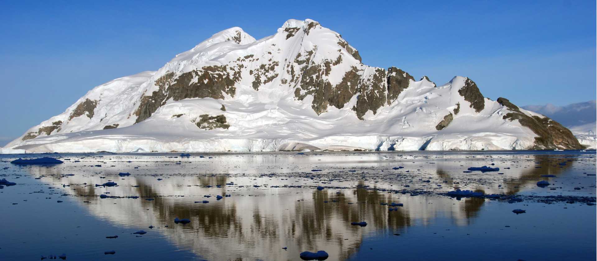 Majestic scenery abounds in the Antarctic Peninsula | Eve Ollington
