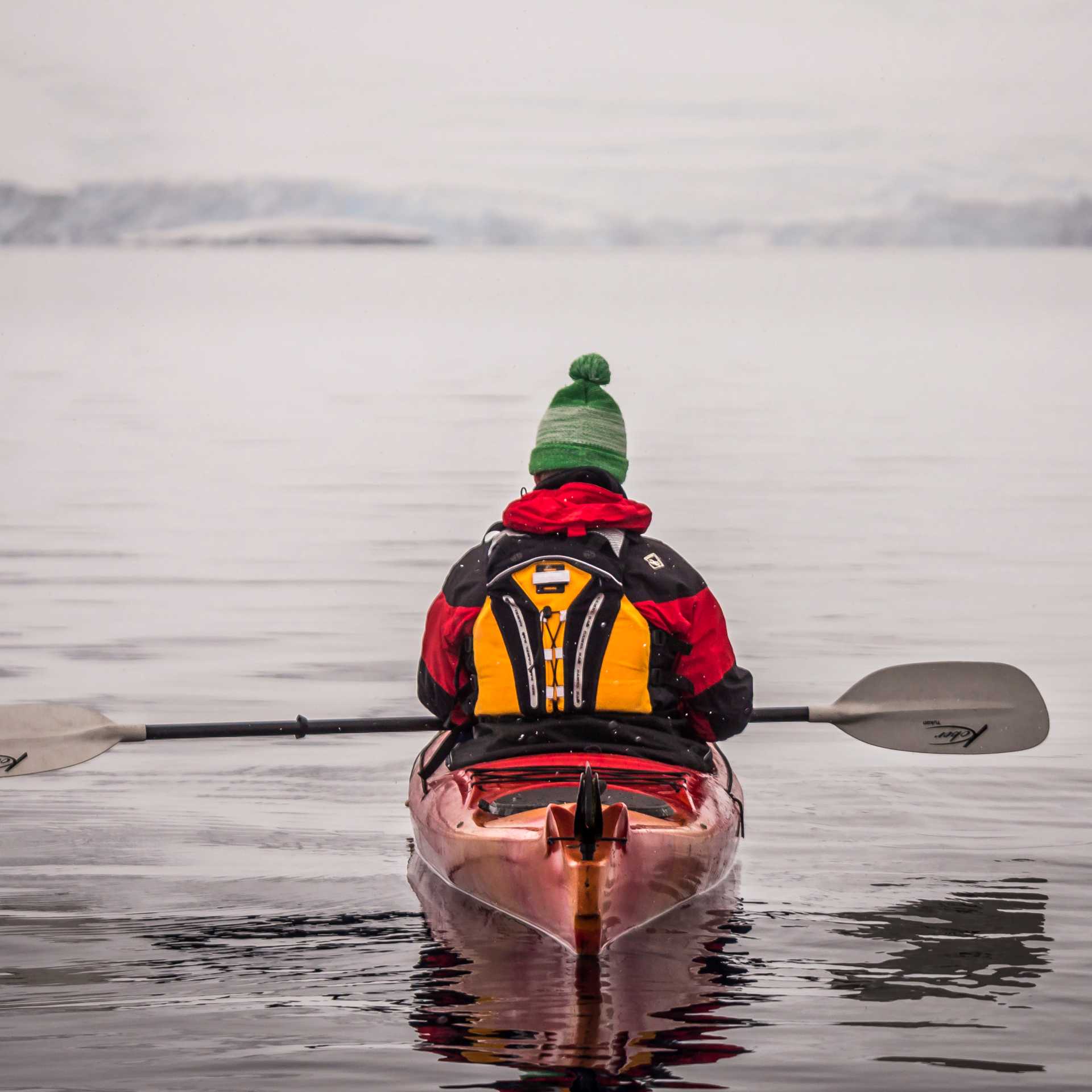 Kayaking through the serene Antarctic landscape | Dietmar Denger
