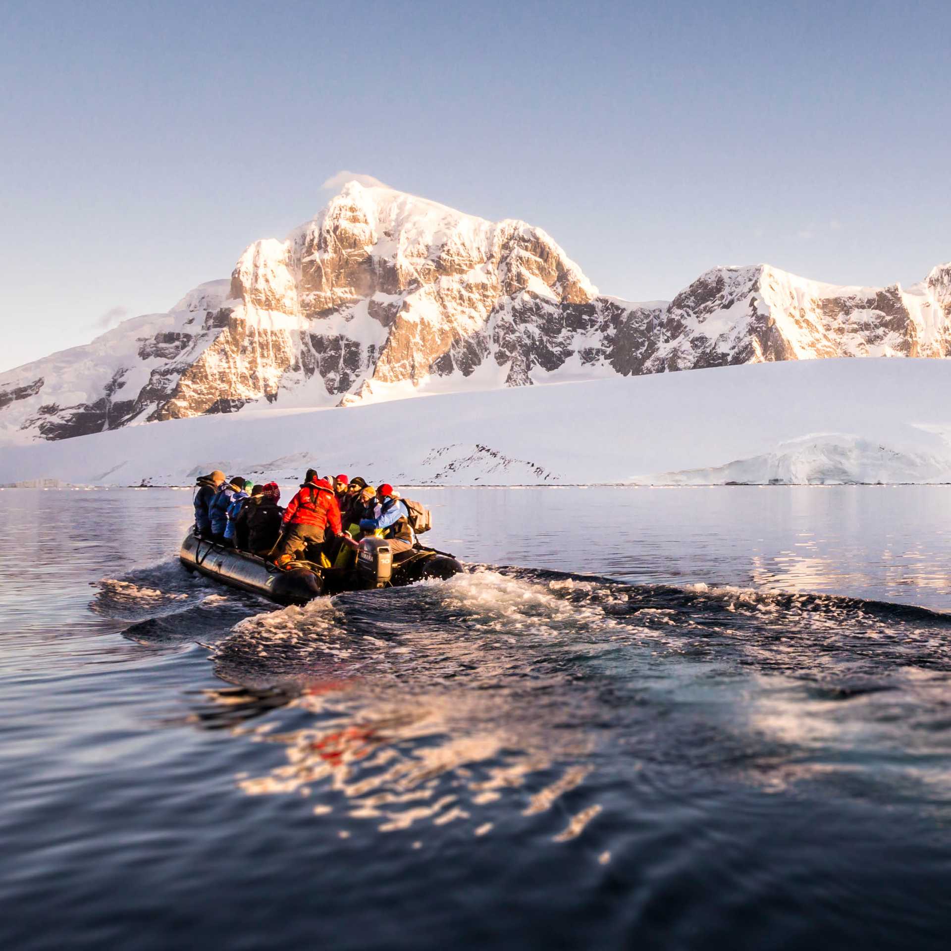 Zodiac cruising in Antarctica | Dietmar Denger