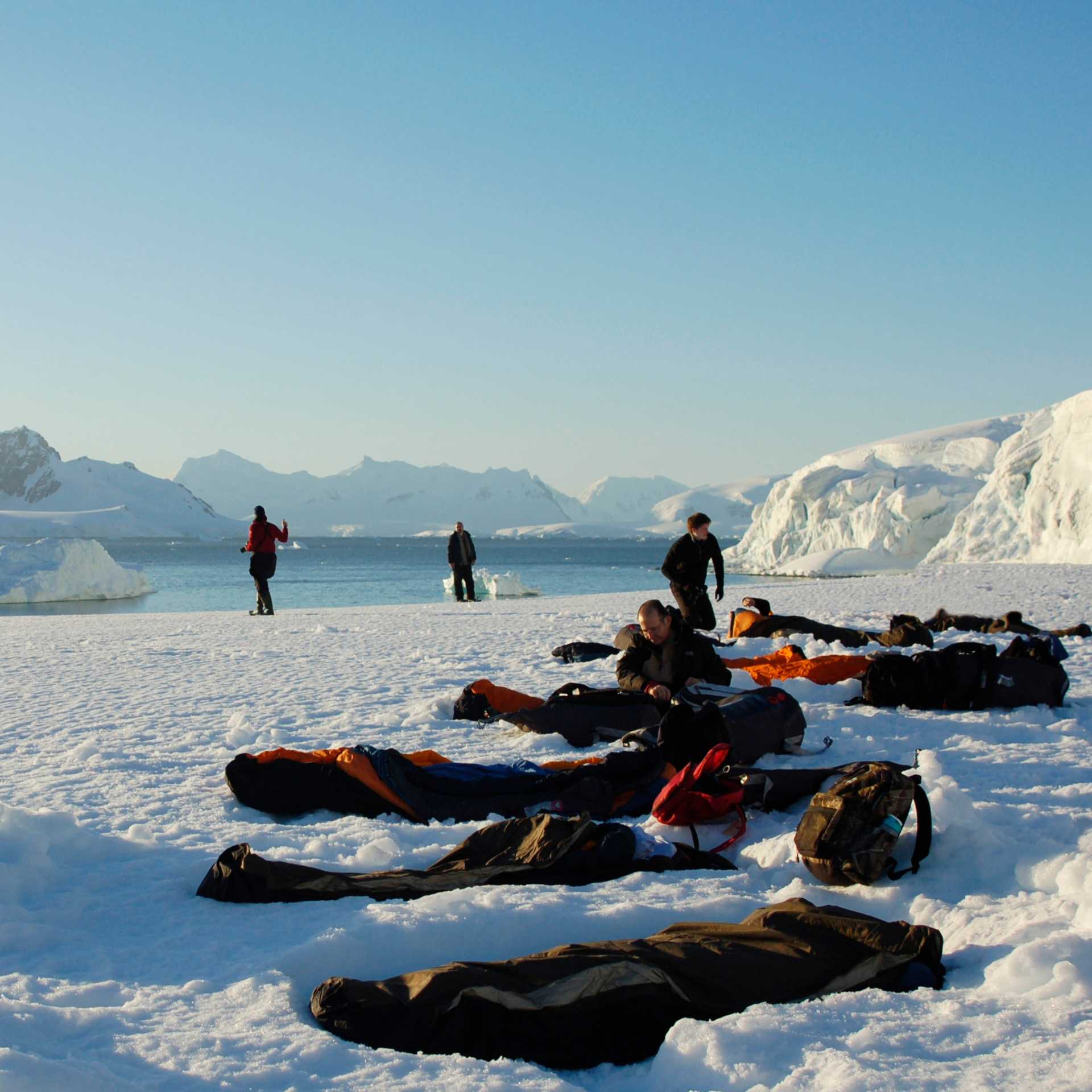 Camping on the white continent | Elke Lindner