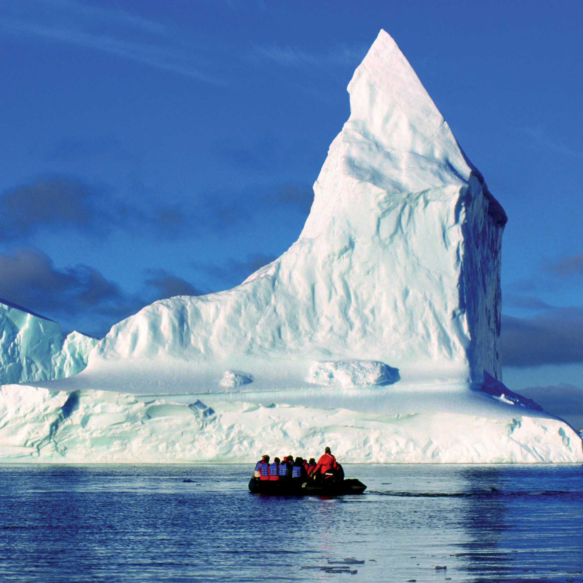 A huge iceberg, Antarctic Peninsula | Rinie van Meurs