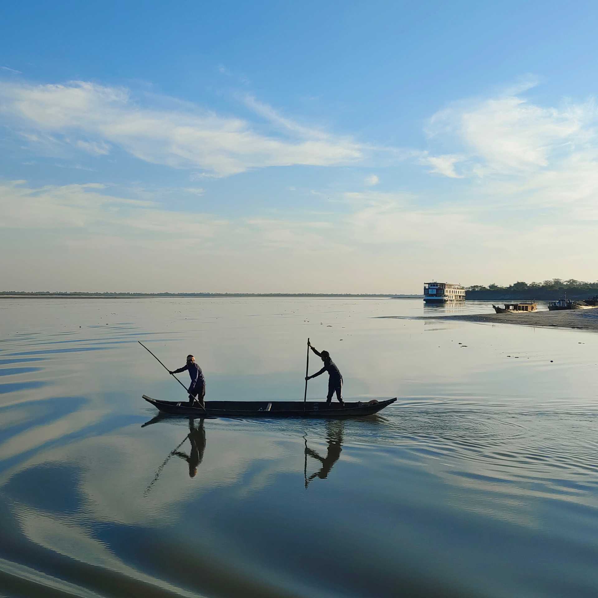 Life along the Bhramaputra River