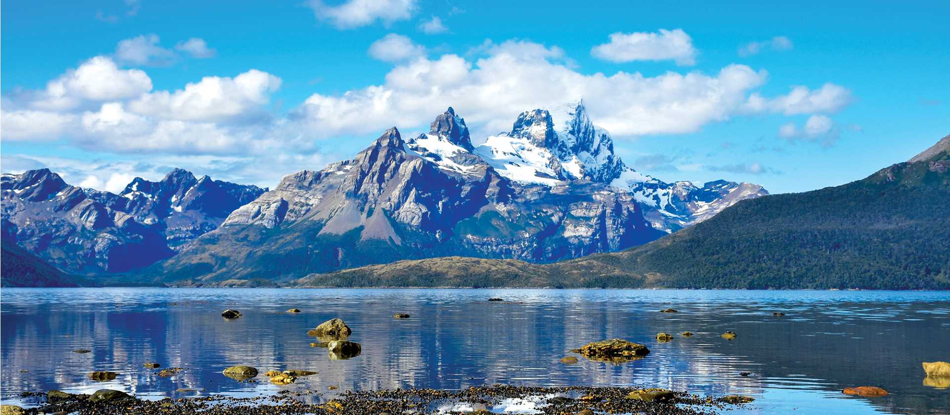 Spectacular scenery exploring the Darwin Range