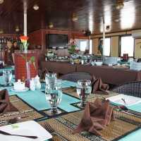 Enjoy meals in the restaurnat