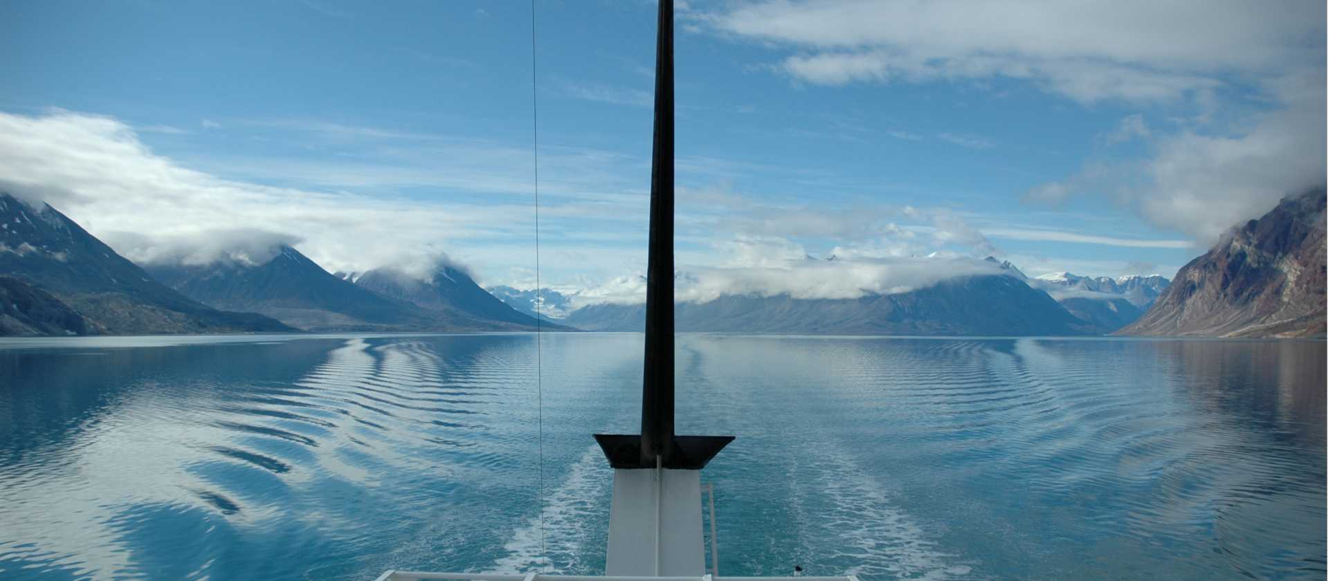 Expansive views from the boat in the Northern Arctic region | Fiona Windon