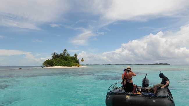 The azure waters of Melanesia | Aaron Russ