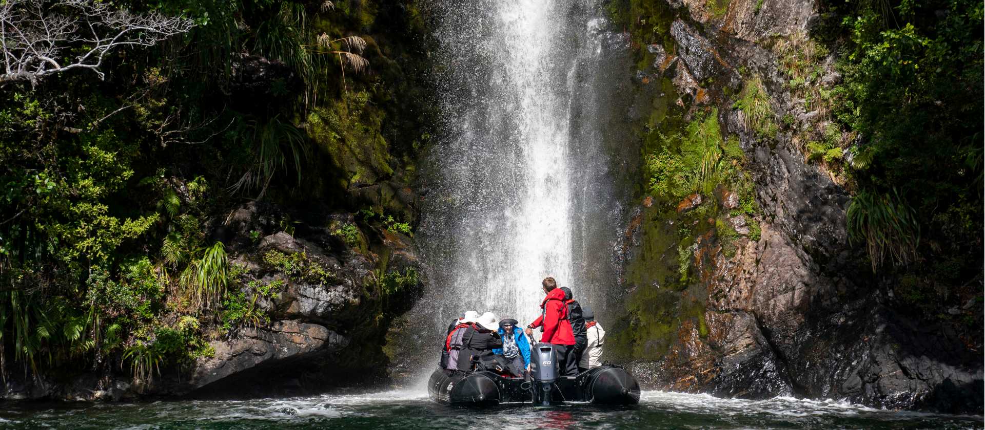 Zodiac cruising in Dusky Sound | Fiona Wardle