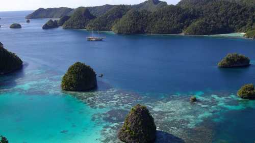 Wayag Islands, Raja Ampat | Issac Wilson