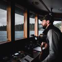 Expert crew at the helm of Swell