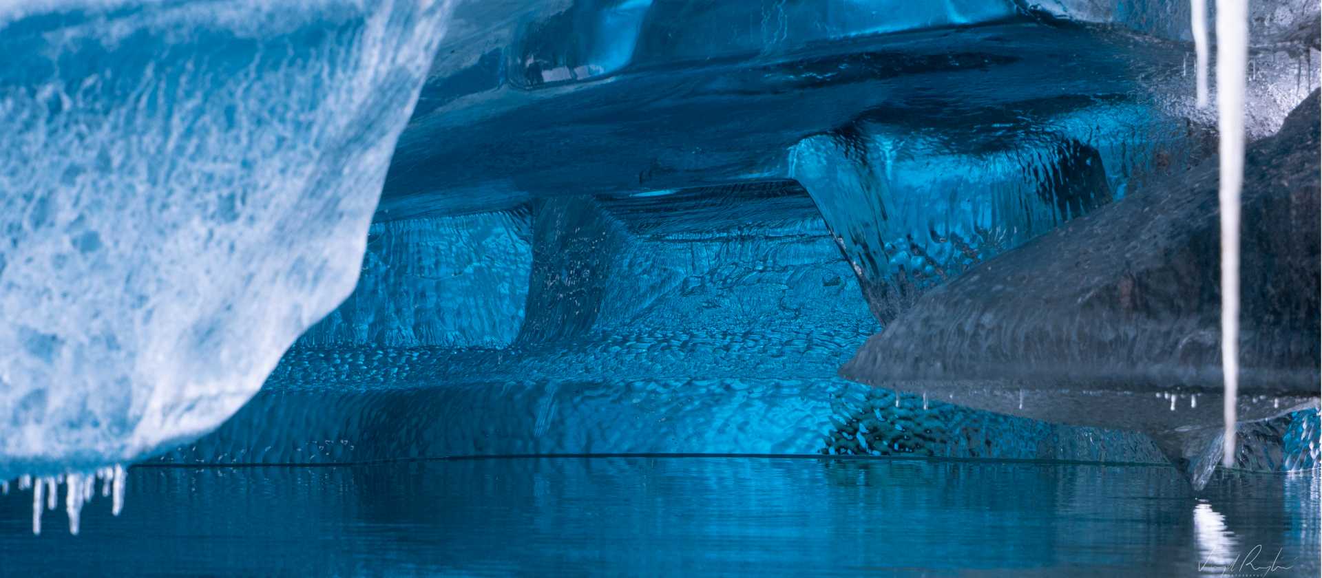 The ever changing ice sculptures of the Arctic | Virgil Reglioni