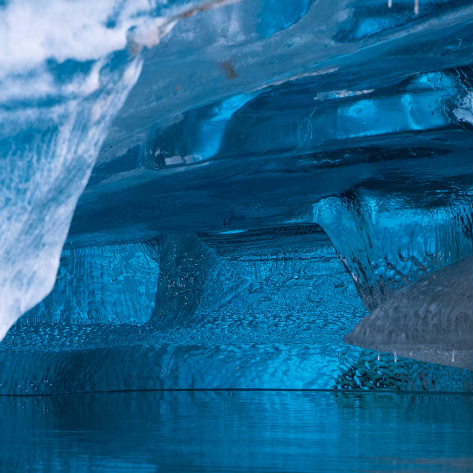 The ever changing ice sculptures of the Arctic | Virgil Reglioni