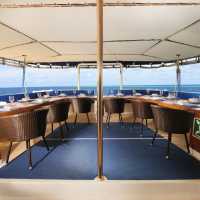 Communal area on the Palau Siren | Aaron Wong