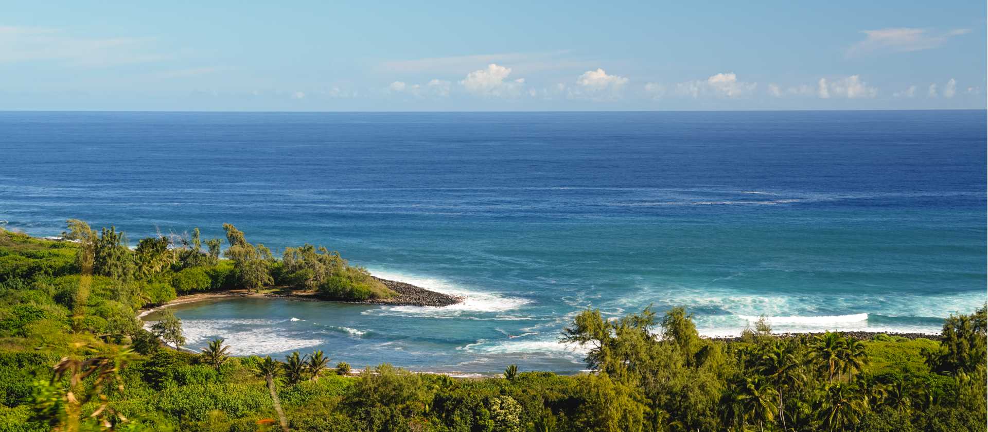 The picturesque Halawa Valley