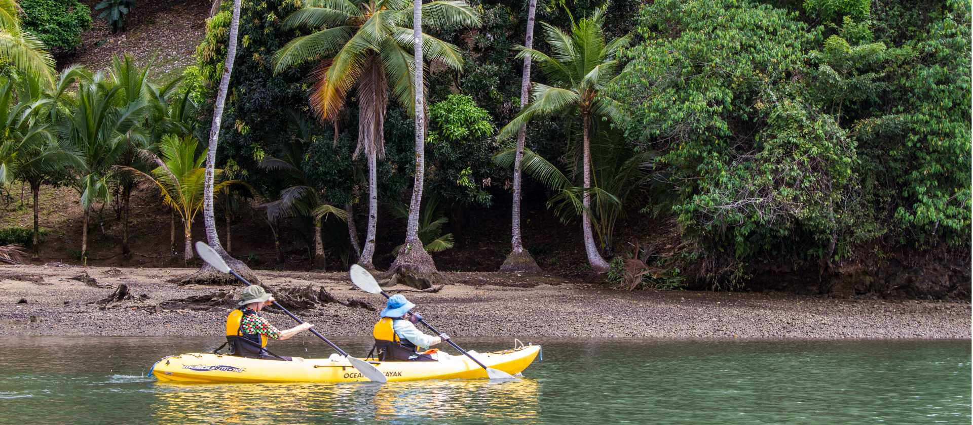 Kayaking Costa Rica's coastline