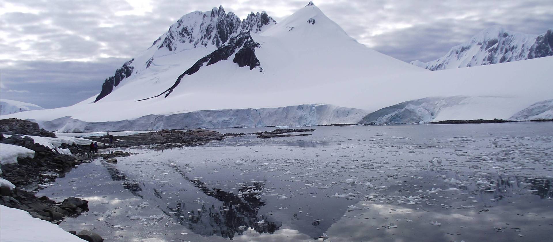 Vast and beautiful Antarctic vista