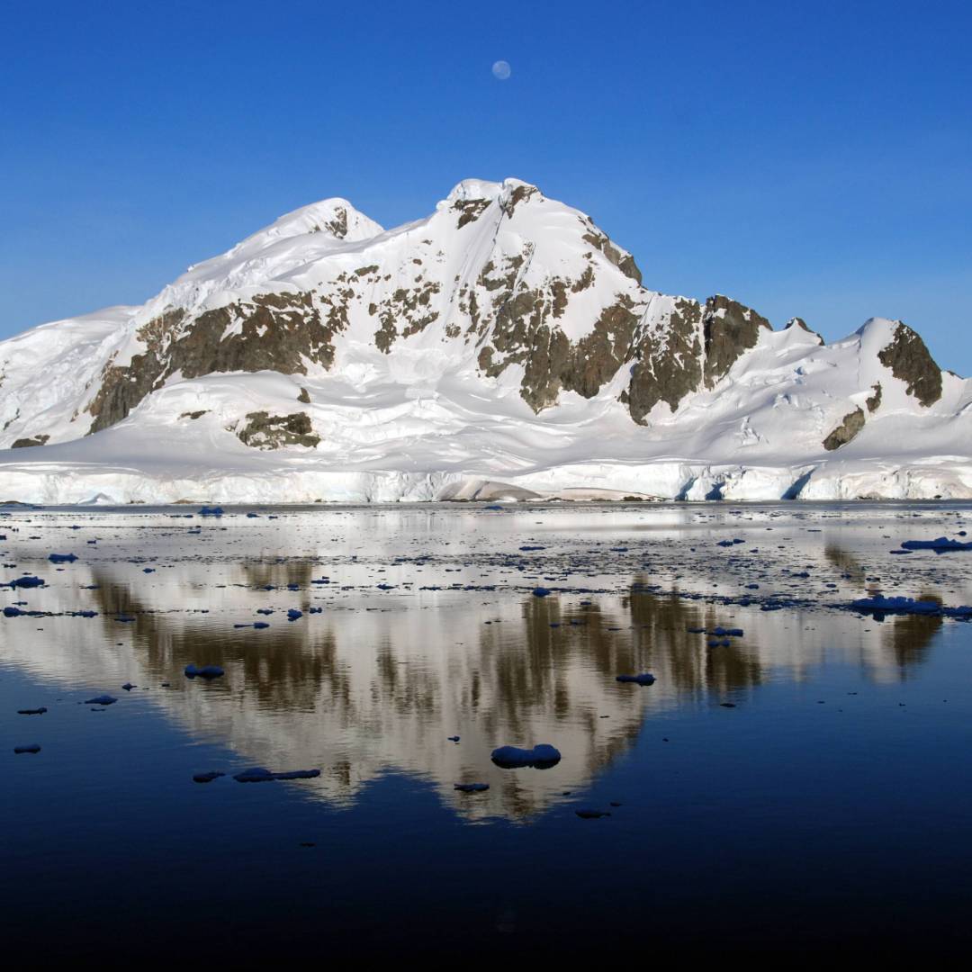 Majestic scenery abounds in the Antarctic Peninsula | Eve Ollington