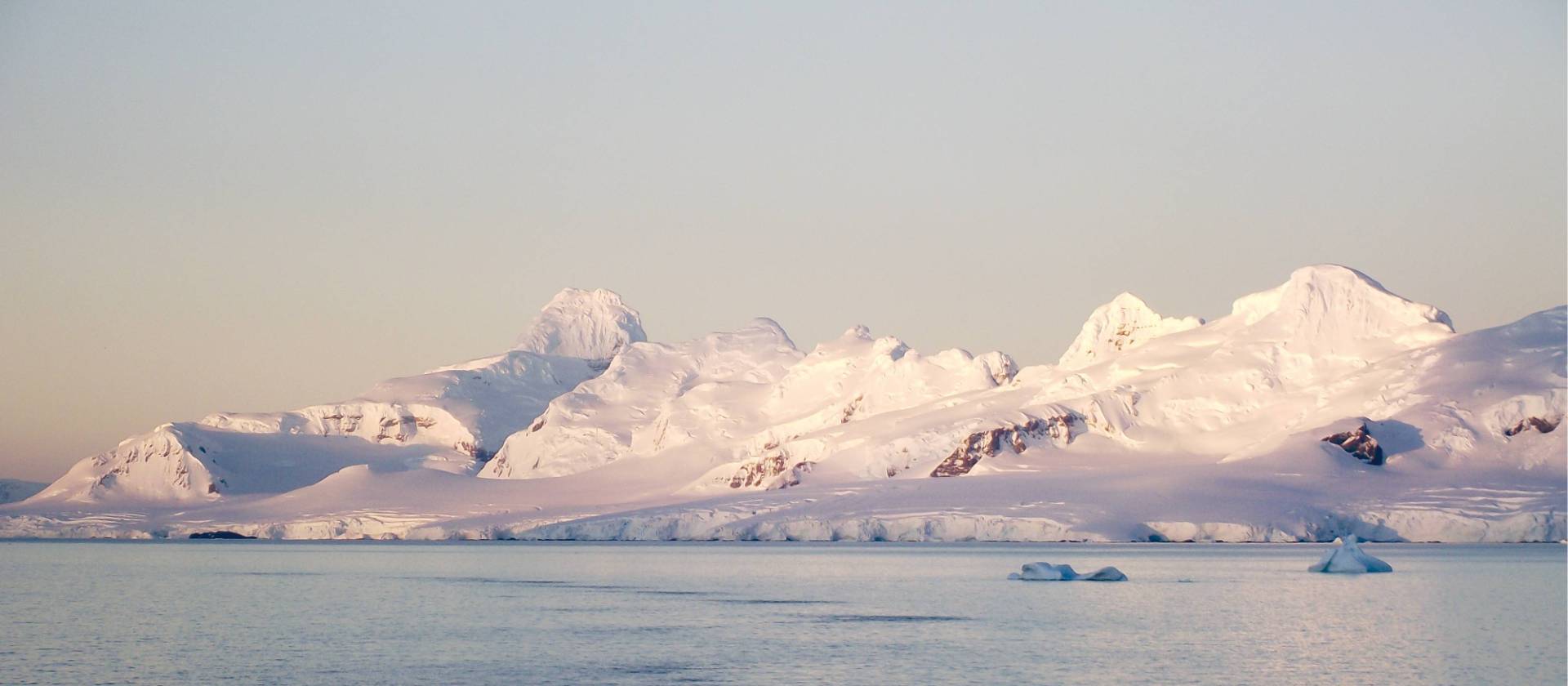 Early morning light, Antarctica | Valerie Waterston