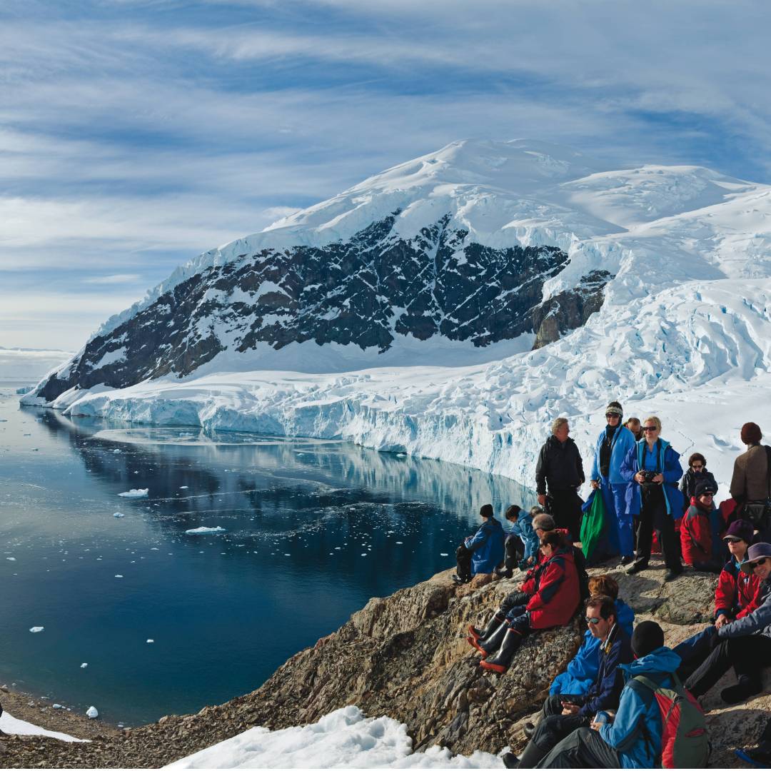 Sweeping views of the Antarctic Peninsula | Peter Walton