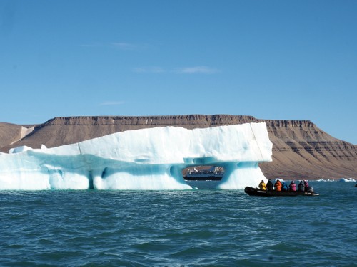 Zodiac cruising in Croker Bay&#160;-&#160;<i>Photo:&#160;Rachel Imber</i>