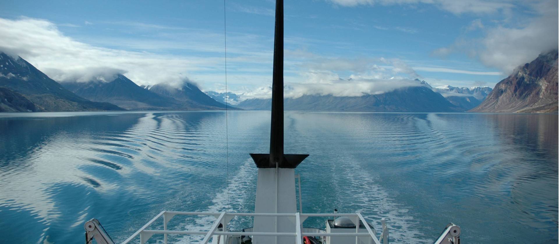 Expansive views from the boat in the Northern Arctic region | Fiona Windon