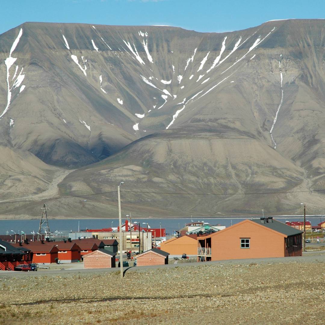 Longyearbyen, Svalbard | Fiona Windon