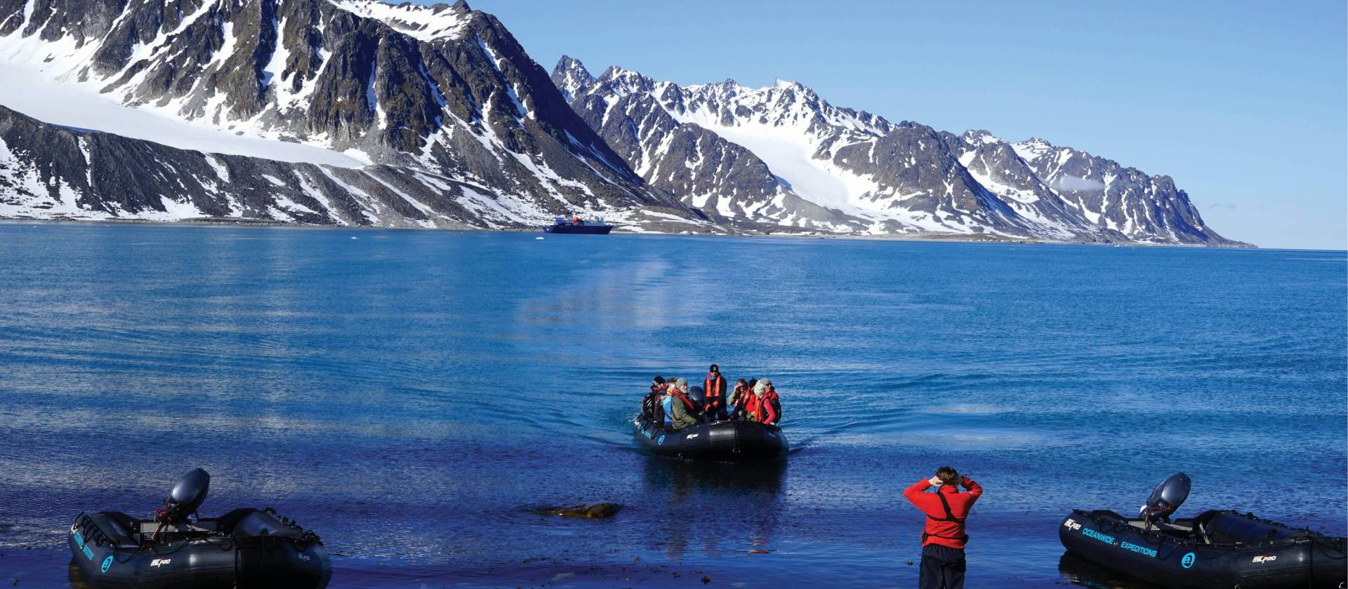 Views across Magdalenefjord as we approach in the zodiac | Gesine Cheung