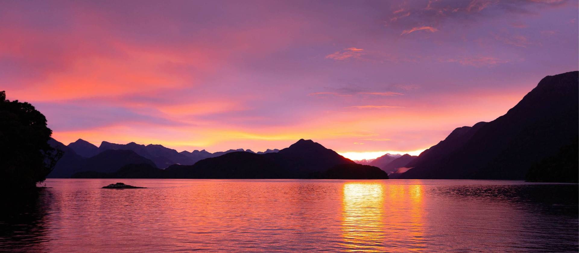 A magnificent Fiordland sunset | M Crouch