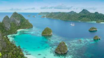 Spectacular Wayag Island in Raja Ampat