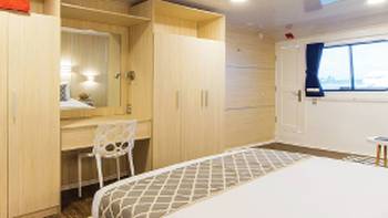 Double cabin 1 on the upper deck of Solaris