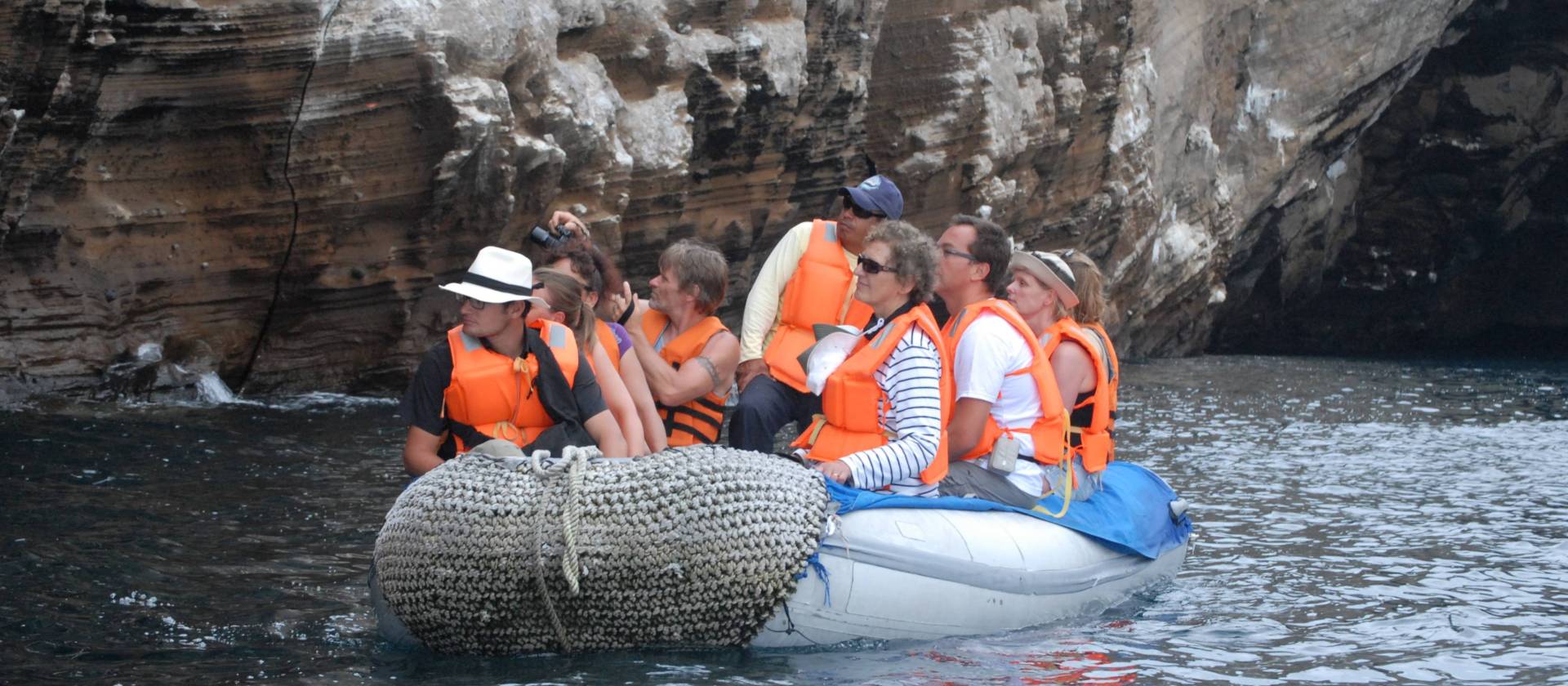 Head closer to the action in the Galapagos thanks to our zodiacs