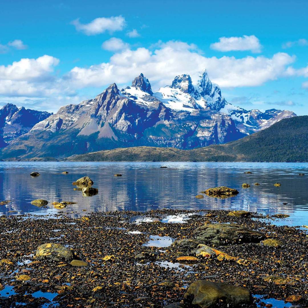 Spectacular scenery exploring the Darwin Range